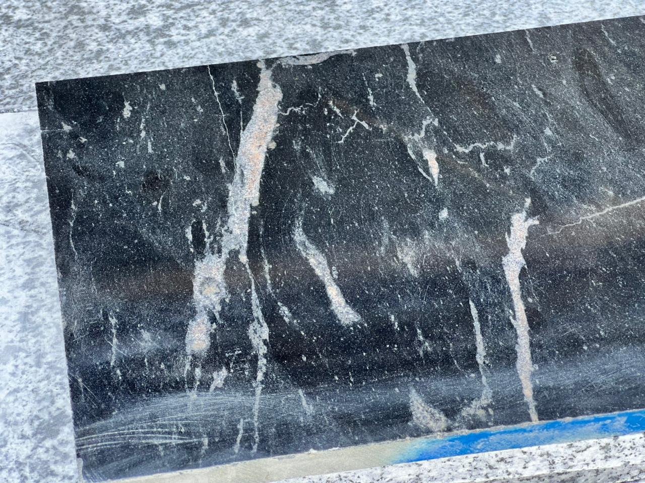 1683ab10-4c8b-481c-b659-f89b53aaa999